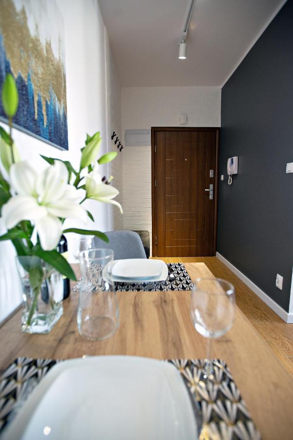 Ferienwohnung Nadjeziorna Graphite Ełk Exterior foto